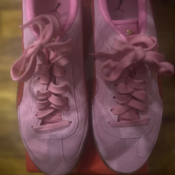 Puma Pink Sneakers - Picture 4 of 4